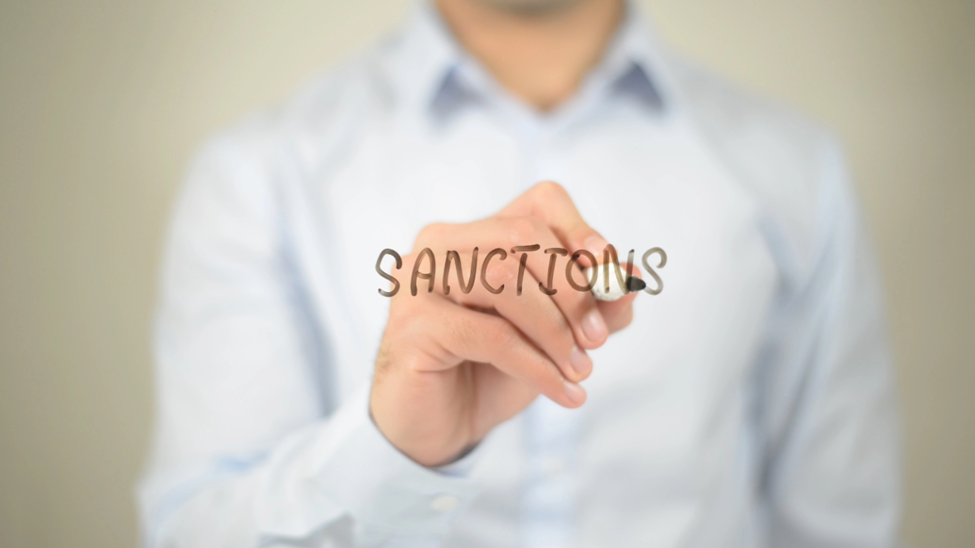 Sanktionen im Zusammenhang mit der Lohntransparenz